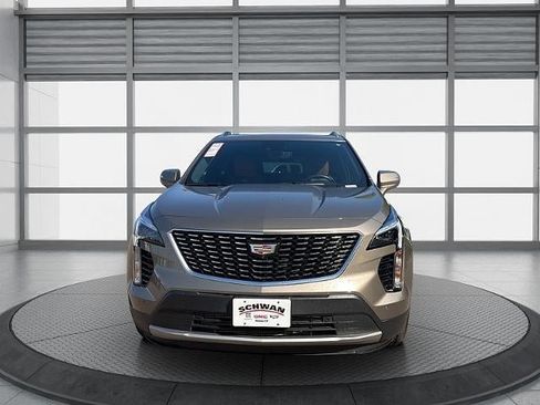Used 2020 Cadillac XT4 Premium Luxury w/ Enhanced Visibility Package AWD/4WD image 9