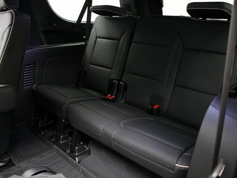 New 2026 GMC Yukon XL Elevation w/ LPO, Floor Liner Package image 12