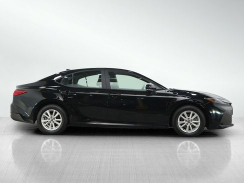 Used 2025 Toyota Camry LE w/ Convenience Package FWD image 6