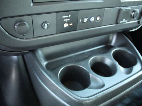 Used 2019 Chevrolet Express 3500 w/ Power Convenience Package image 23