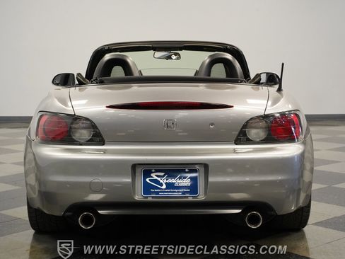 Used 2001 Honda S2000 image 11