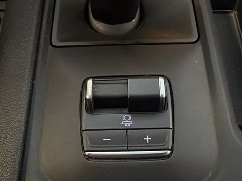 Used 2024 GMC Sierra 1500 AT4 w/ Technology Package AWD/4WD image 53