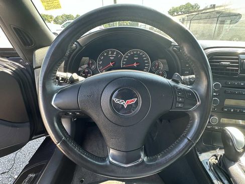 Used 2013 Chevrolet Corvette Coupe image 19