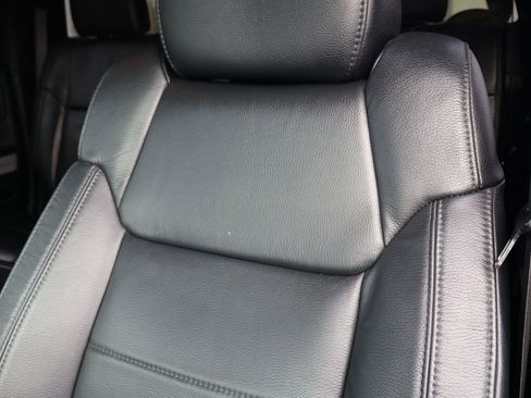 Used 2015 Toyota Tundra Limited w/ Limited Premium Package image 24