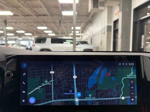 Used 2025 Toyota Camry XSE w/ Premium Package image 11