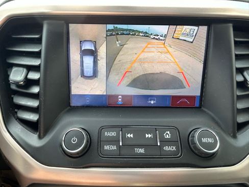 Used 2017 GMC Acadia Denali w/ Technology Package AWD/4WD image 27