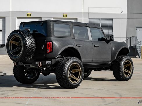 Used 2024 Ford Bronco Big Bend image 12