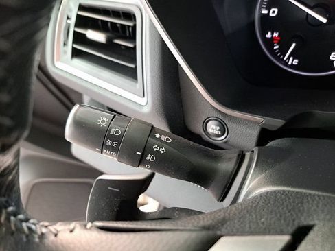 Used 2023 Subaru Ascent Limited AWD/4WD image 23