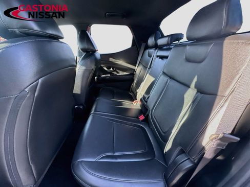 Used 2025 Hyundai Santa Cruz SEL FWD image 31