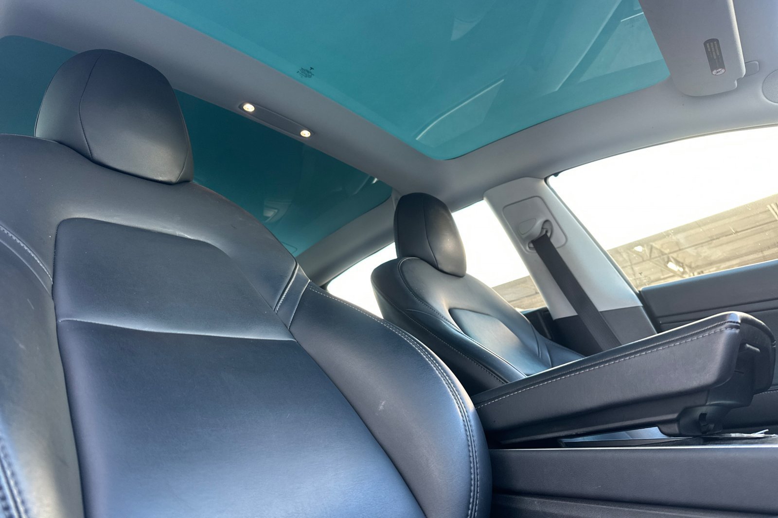 Used 2019 Tesla Model 3 Mid Range RWD image 19