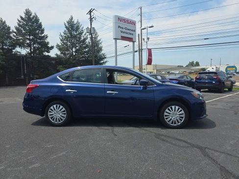 Used 2017 Nissan Sentra S FWD image 4