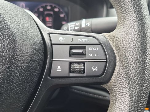 Used 2025 Honda Accord SE image 15