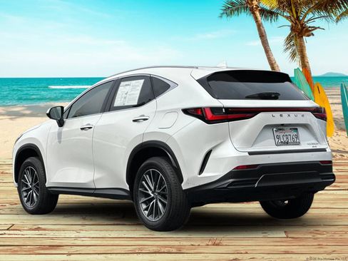 Used 2024 Lexus NX 350h AWD w/ Vision Package image 4