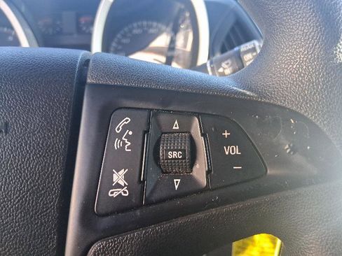 Used 2013 Chevrolet Equinox LS image 28