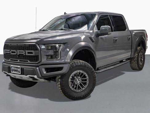 Used 2020 Ford F150 Raptor w/ Equipment Group 802A Luxury image 4