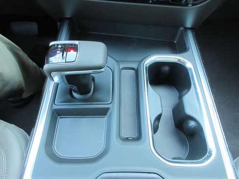 New 2026 Chevrolet Silverado 1500 LTZ w/ LTZ Premium Package AWD/4WD image 33