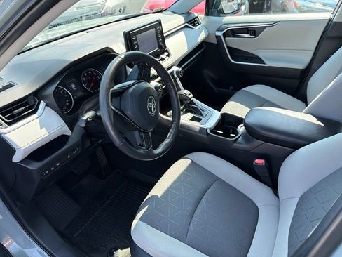 Used 2022 Toyota RAV4 XLE w/ Convenience Package AWD/4WD image 19