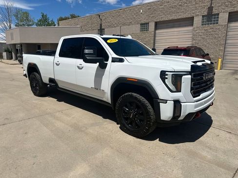 Used 2024 GMC Sierra 2500 AT4 w/ AT4 Premium Plus Package AWD/4WD image 35