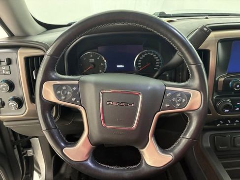 Used 2018 GMC Sierra 1500 Denali w/ Denali Ultimate Package image 22