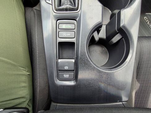 Used 2022 Honda Civic EX image 21