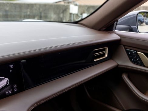 Certified 2025 Porsche Taycan AWD/4WD image 43