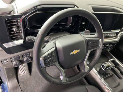 Certified 2024 Chevrolet Silverado 1500 LTZ w/ Z71 Off-Road Package image 27