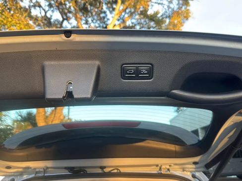 Used 2023 Kia Carnival SX FWD image 46