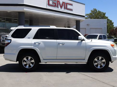 Used 2013 Toyota 4Runner SR5 RWD image 7