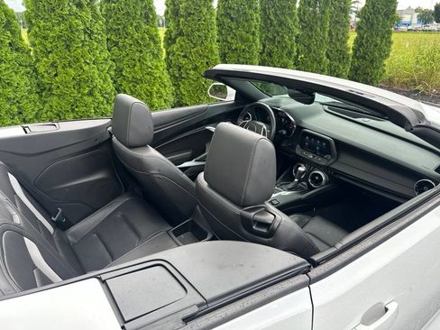 Used 2020 Chevrolet Camaro SS RWD image 22