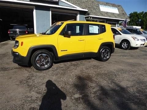 Used 2016 Jeep Renegade Sport w/ Power & Air Group FWD image 3