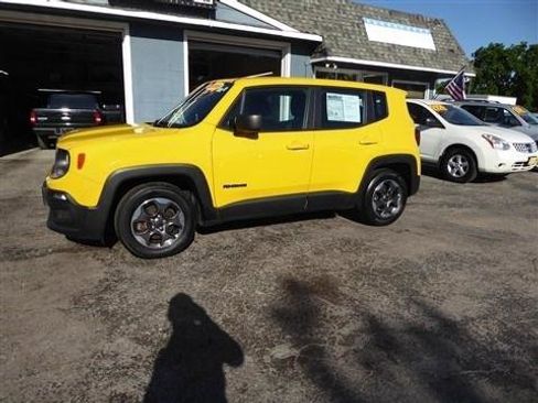 Used 2016 Jeep Renegade Sport w/ Power & Air Group FWD image 3