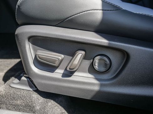 New 2026 Subaru Uncharted AWD image 23