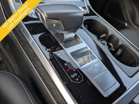 Used 2019 Audi Q8 Prestige w/ Towing Package image 27