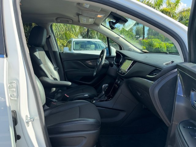 Certified 2020 Buick Encore Preferred FWD image 16