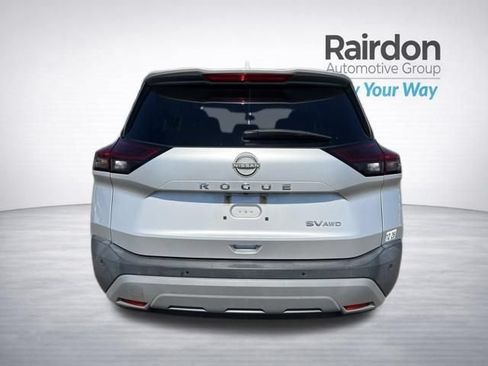 Used 2022 Nissan Rogue SV AWD/4WD image 17