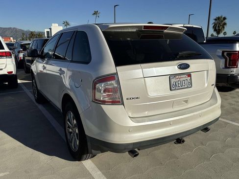 Used 2010 Ford Edge SEL image 10