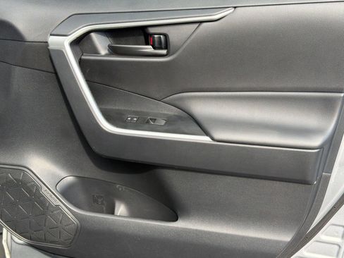 Certified 2024 Toyota RAV4 LE AWD/4WD image 34