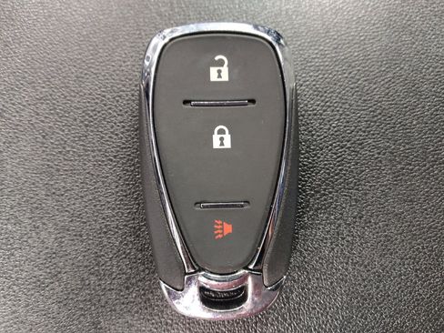 Used 2024 Chevrolet Equinox LS FWD image 32