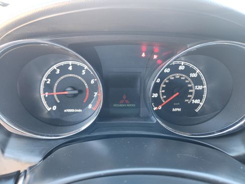 Used 2018 Mitsubishi Outlander Sport LE AWD/4WD image 11