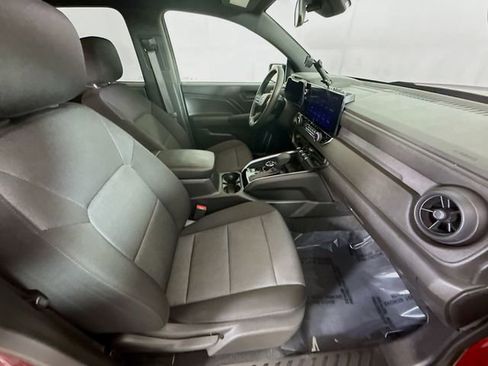 Used 2024 Chevrolet Colorado Trail Boss w/ Technology Package image 24