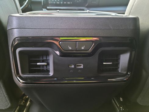 Used 2024 GMC Sierra 1500 AT4X w/ AT4X AEV Edition image 23