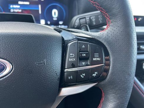 Certified 2025 Ford Explorer ST RWD image 33