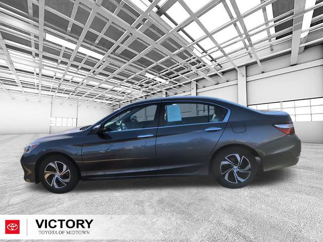 Used 2017 Honda Accord LX image 7