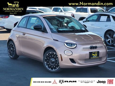 New 2026 FIAT 500 e FWD image 1