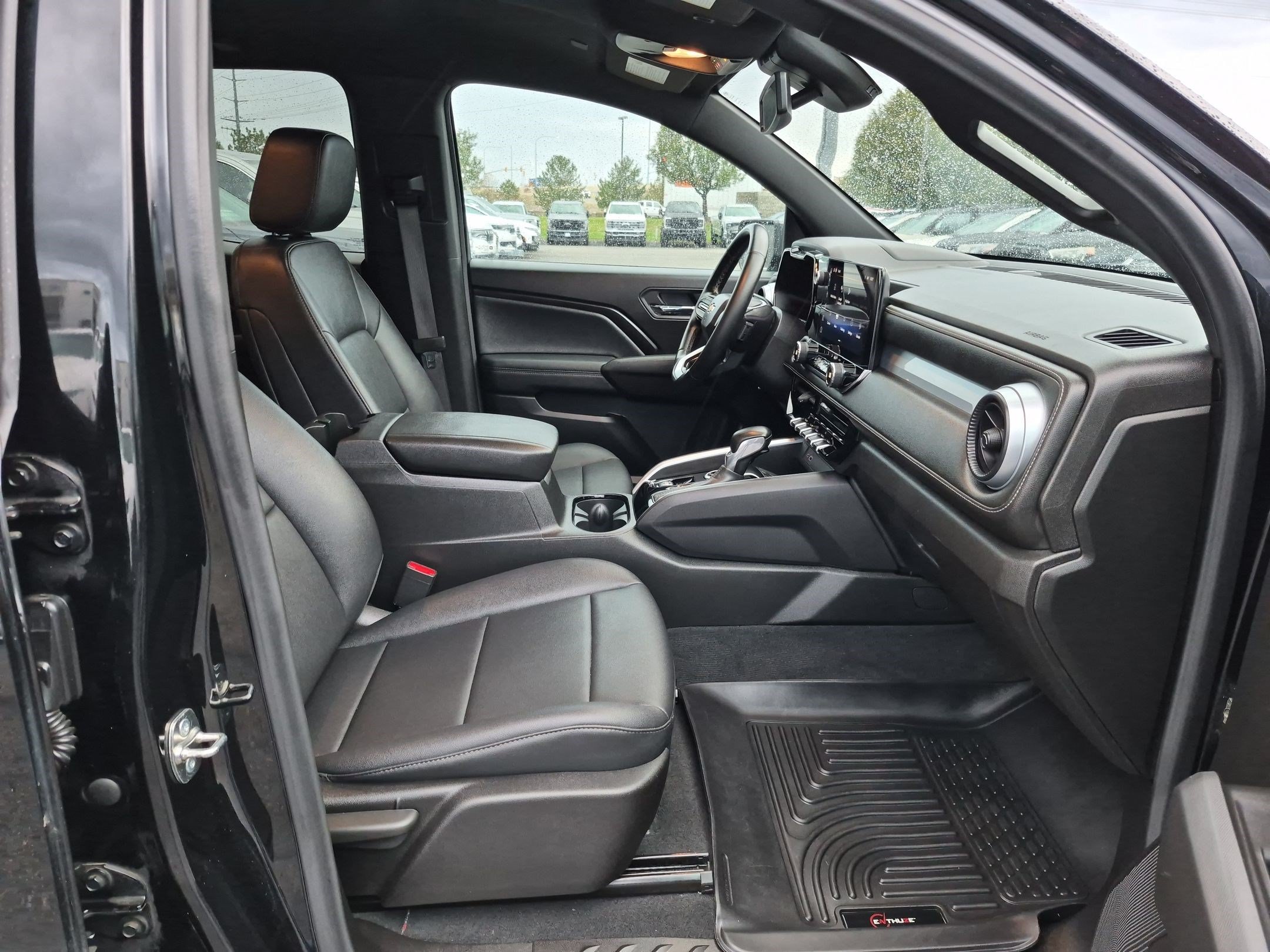 Used 2024 Chevrolet Colorado LT w/ LT Convenience Package III AWD/4WD image 34