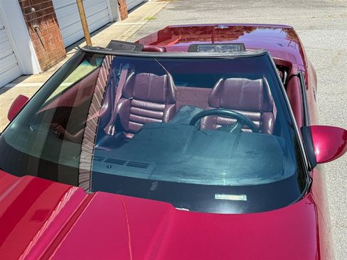 Used 1993 Chevrolet Corvette Convertible RWD image 18