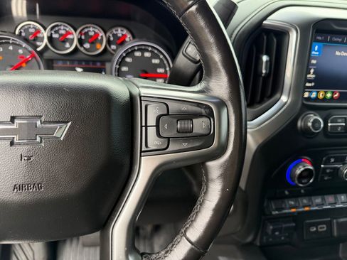 Used 2020 Chevrolet Silverado 1500 LT Trail Boss AWD/4WD image 19