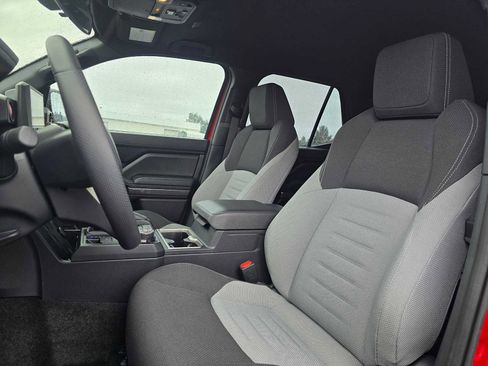 Certified 2025 Toyota 4Runner TRD Off-Road image 23