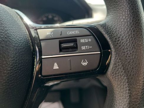 Used 2025 Honda Civic LX image 32