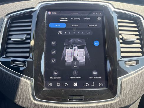 Certified 2024 Volvo XC90 T8 Plus w/ Protection Package AWD/4WD image 21